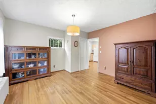 1 Belvidere Ave, Worcester, MA 01605 - Photo 6
