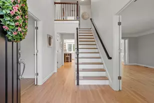 26 Wildwood Dr, Southborough, MA 01772 - Photo 4