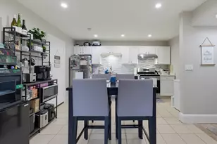 239 Glasgow St, Fall River, MA 02721 - Photo 6