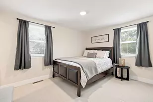 18 Montgomery Dr, Plymouth, MA 02360 - Photo 6