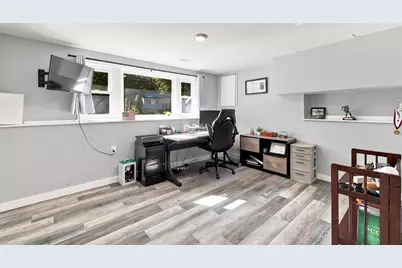 18 Montgomery Dr, Plymouth, MA 02360 - Photo 10