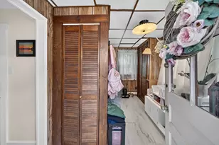 16 Svenson Ave, Worcester, MA 01607 - Photo 24