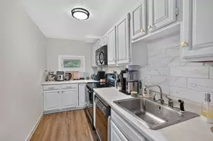 16 Svenson Ave, Worcester, MA 01607 - Photo 8
