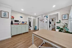 16 Svenson Ave, Worcester, MA 01607 - Photo 6
