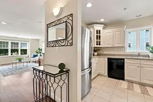 2201 Briarwood Village, Clinton, MA 01510 - Photo 6