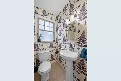 163 North St #1, Salem, MA 01970 - Photo 8