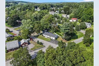 44 Montrose St, Fitchburg, MA 01420 - Photo 4