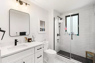 8 Viking St, Boston, MA 02127 - Photo 24