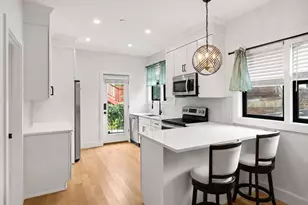 8 Viking St, Boston, MA 02127 - Photo 4