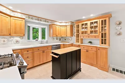 71 Mt Holyoke Drive, Amherst, MA 01002 - Photo 12