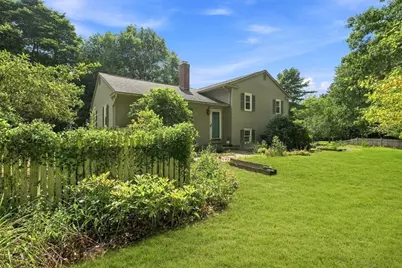 71 Mt Holyoke Drive, Amherst, MA 01002 - Photo 2