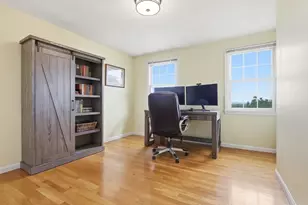 44 Raffaele Dr, Waltham, MA 02452 - Photo 24