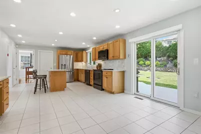 44 Raffaele Drive, Waltham, MA 02452 - Photo 6