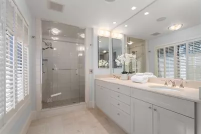 279 Nahanton St #279, Newton, MA 02459 - Photo 20