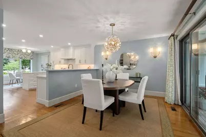 279 Nahanton St #279, Newton, MA 02459 - Photo 8