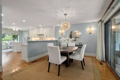 279 Nahanton St #279, Newton, MA 02459 - Photo 8