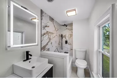 68 Ashley St, Springfield, MA 01105 - Photo 16
