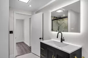 68 Ashley St, Springfield, MA 01105 - Photo 10