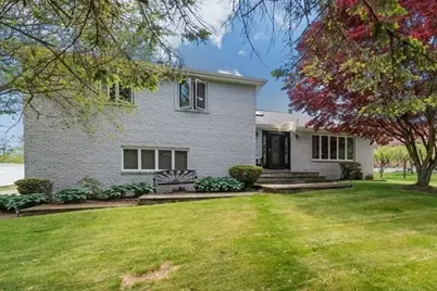 394 Lees River Avenue, Somerset, MA 02725 - Photo 2