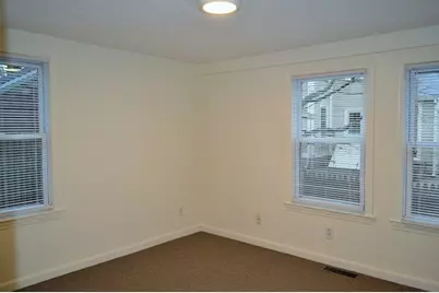 7 Harris St #1R, Salem, MA 01970 - Photo 10