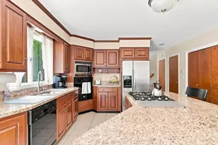 6 Snow Fields Rd, Mattapoisett, MA 02739 - Photo 2
