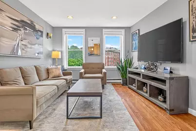 138 Prince St #9, Boston, MA 02113 - Photo 2