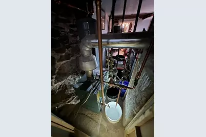 116 Quebec Street, Lowell, MA 01852 - Photo 26