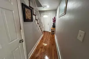 116 Quebec St, Lowell, MA 01852 - Photo 6