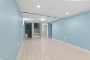 334 Sea St, Quincy, MA 02169 - Photo 22