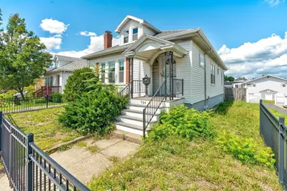 334 Sea St, Quincy, MA 02169 - Photo 2