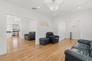 334 Sea St, Quincy, MA 02169 - Photo 6