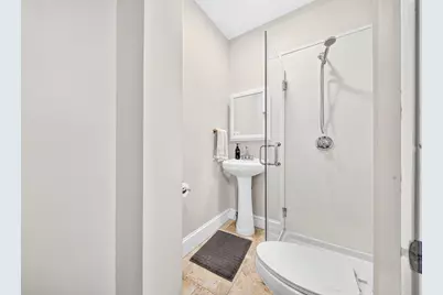542 Shirley St, Winthrop, MA 02152 - Photo 10