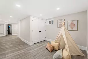 31-33 Pondview Rd, Arlington, MA 02474 - Photo 26