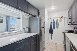 21 Linden St, Quincy, MA 02170 - Photo 8
