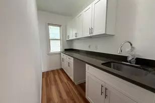 52 Crystal St, Worcester, MA 01603 - Photo 1