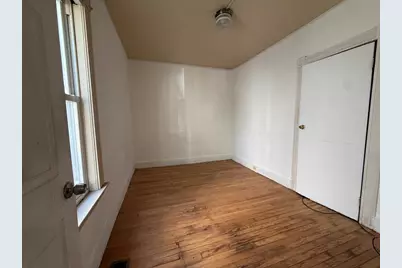 52 Crystal St #1, Worcester, MA 01603 - Photo 6