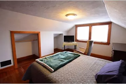 21 Avalon St, Stoughton, MA 02072 - Photo 10