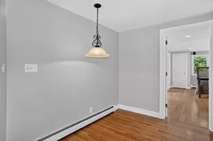 32 Lantern Ln, Burlington, MA 01803 - Photo 12