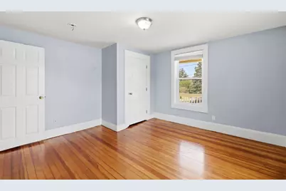 941 Lakeview Ave, Lowell, MA 01850 - Photo 28
