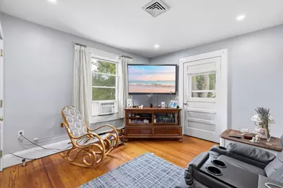 941 Lakeview Ave, Lowell, MA 01850 - Photo 16