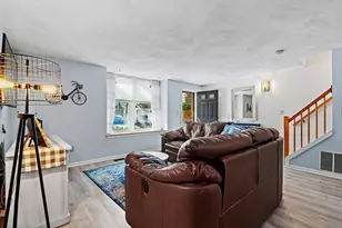 111 Brigham St, Hudson, MA 01749 - Photo 8