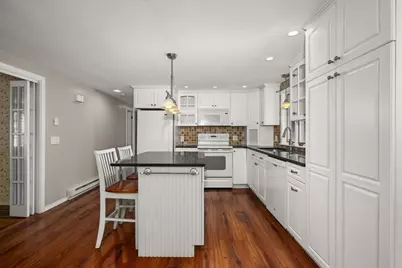 6 Jackie Dr, Millbury, MA 01527 - Photo 4