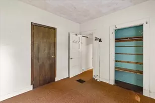 1055 S Franklin St, Holbrook, MA 02343 - Photo 20