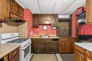 1055 S Franklin St, Holbrook, MA 02343 - Photo 16