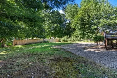 1055 S Franklin St, Holbrook, MA 02343 - Photo 40