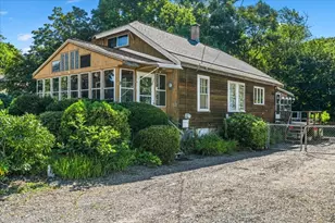 1055 S Franklin St, Holbrook, MA 02343 - Photo 2