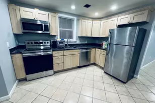 90 Chestnut St, Chelsea, MA 02150 - Photo 1