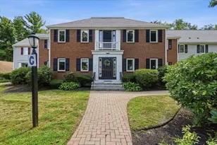 225 Lincoln St, Duxbury, MA 02332 - Photo 1