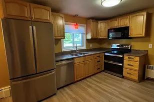 56 Valley View Rd, Leominster, MA 01453 - Photo 6