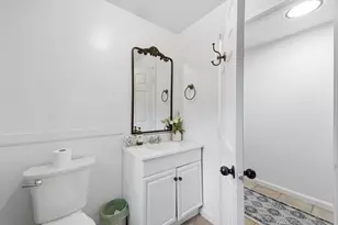 359 S E Main St, Douglas, MA 01516 - Photo 26